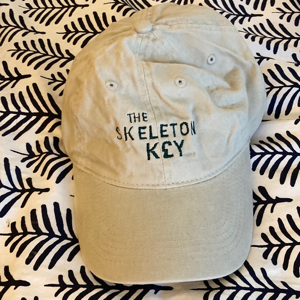 Skeleton Key film production hat for crew - Memoribilia